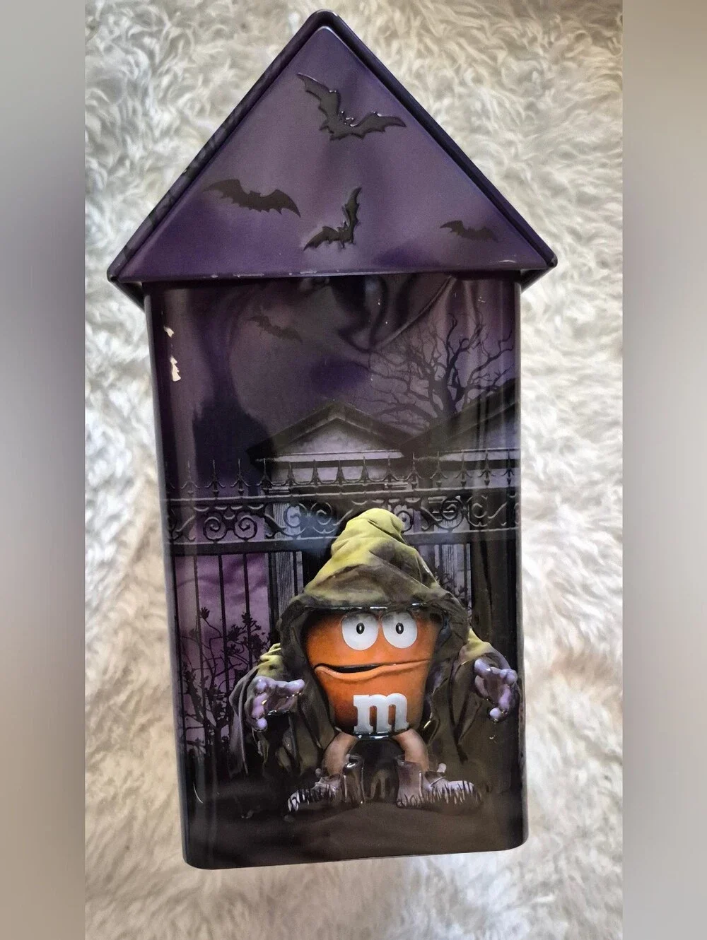 PLUS MORE M&M'S Halloween Tin with Red and Yellow Characters . MORE ADDED.